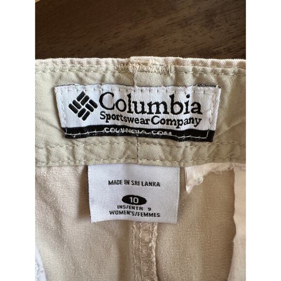 Columbia Shorts Womens Biege 10 EUC - Picture 7 of 7